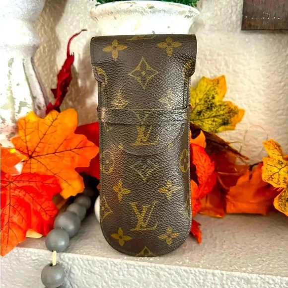 Louis Vuitton Monogram Etui a Lunettes Rabat Eyeglass Case - Picture 1 of 17
